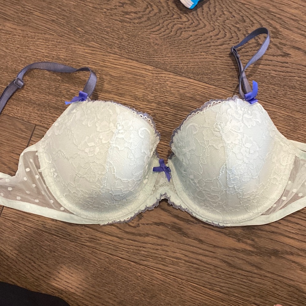 Victoria Secret lined Demi bra